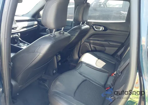 2024 Jeep Compass Latitude 4X4 z USA, uszkodzony, nr VIN 3C4NJDBN0RT165078